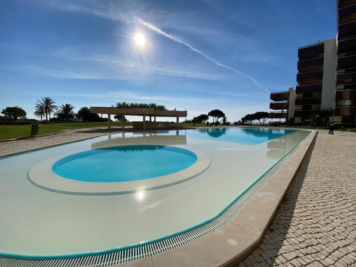 شقة Lujoso Ap Con Piscina Frente Al Mar كاسكايس المظهر الخارجي الصورة
