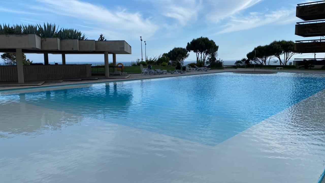 شقة Lujoso Ap Con Piscina Frente Al Mar كاسكايس المظهر الخارجي الصورة